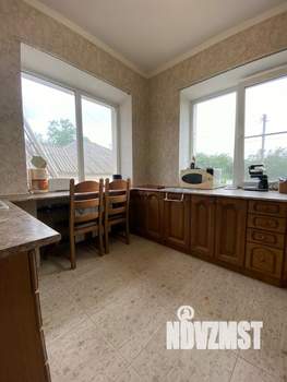 Дом 250м², 3-этажный, участок 6 сот.