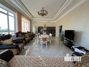 Дом 550м², 3-этажный, участок 6 сот.