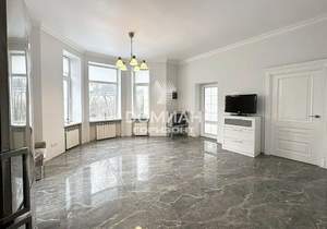 Дом 250м², 2-этажный, участок 6 сот.