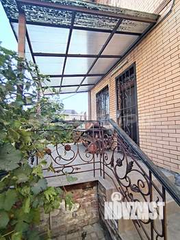 Дом 236м², 3-этажный, участок 3 сот.