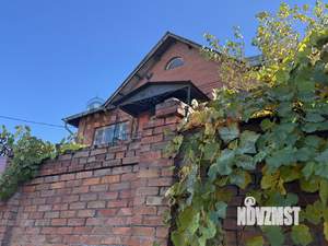 Дом 427м², 3-этажный, участок 10 сот.