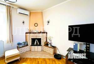 Дом 302м², 2-этажный, участок 3 сот.