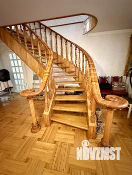 Дом 288м², 2-этажный, участок 4 сот.