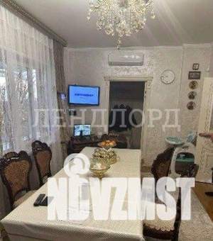 Дом 215м², 2-этажный, участок 4 сот.