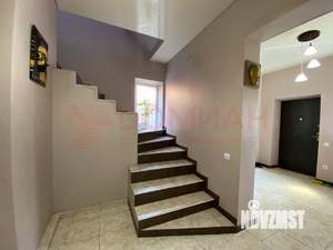 Дом 246м², 2-этажный, участок 3 сот.