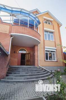 Дом 600м², 3-этажный, участок 6 сот.