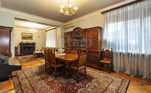 Дом 500м², 4-этажный, участок 5 сот.