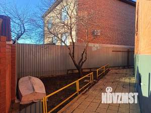 Дом 500м², 4-этажный, участок 5 сот.