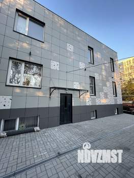 Дом 298м², 3-этажный, участок 3 сот.