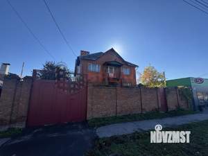 Дом 427м², 3-этажный, участок 10 сот.