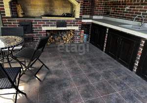 Дом 330м², 3-этажный, участок 6 сот.