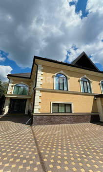 Дом 460м², 2-этажный, участок 6 сот.