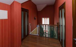 Дом 270м², 2-этажный, участок 6 сот.