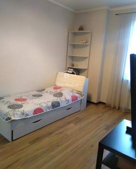 Дом 100м², 2-этажный, участок 2 сот.