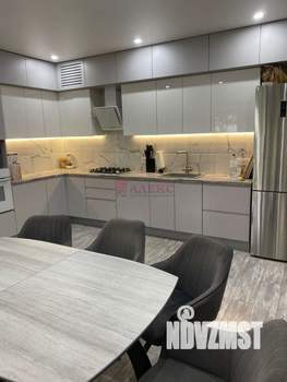 Дом 242м², 3-этажный, участок 3 сот.