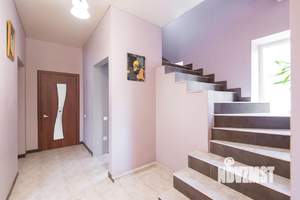 Дом 250м², 2-этажный, участок 3 сот.