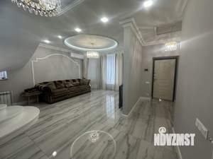 Дом 185м², 3-этажный, участок 6 сот.