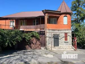 Дом 305м², 2-этажный, участок 3 сот.