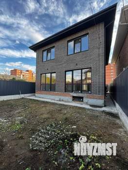 Дом 270м², 3-этажный, участок 4 сот.