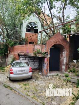 Дом 240м², 3-этажный, участок 5 сот.