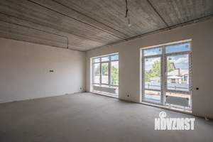 Дом 230м², 2-этажный, участок 5 сот.