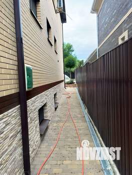 Дом 292м², 3-этажный, участок 8 сот.