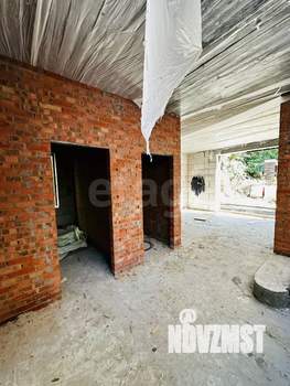 Дом 135м², 2-этажный, участок 4 сот.