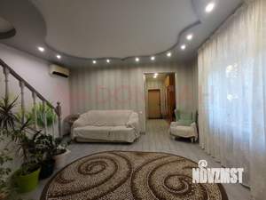 Дом 100м², 2-этажный, участок 3 сот.