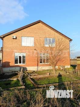 Дом 230м², 2-этажный, участок 6 сот.