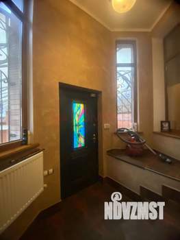 Дом 250м², 4-этажный, участок 3 сот.