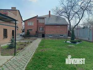 Дом 224м², 2-этажный, участок 9 сот.