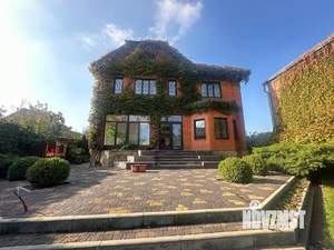 Дом 341м², 4-этажный, участок 6 сот.