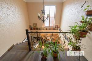 Дом 380м², 3-этажный, участок 5 сот.