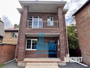 Дом 136м², 2-этажный, участок 3 сот.