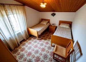 Дом 77м², 2-этажный, участок 7 сот.