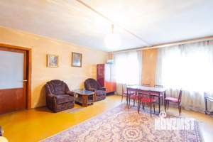 Дом 214м², 2-этажный, участок 5 сот.