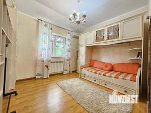 Дом 205м², 2-этажный, участок 9 сот.