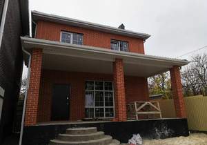 Дом 140м², 2-этажный, участок 3 сот.