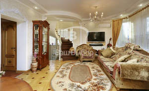 Дом 200м², 2-этажный, участок 4 сот.