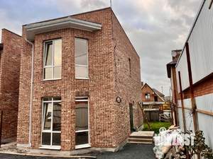 Дом 120м², 2-этажный, участок 3 сот.