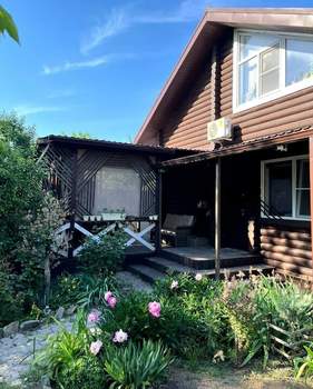 Дом 140м², 2-этажный, участок 6 сот.