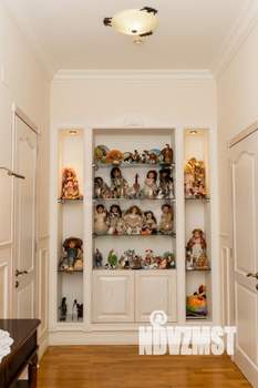 Дом 571м², 3-этажный, участок 7 сот.