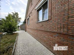 Дом 240м², 2-этажный, участок 5 сот.