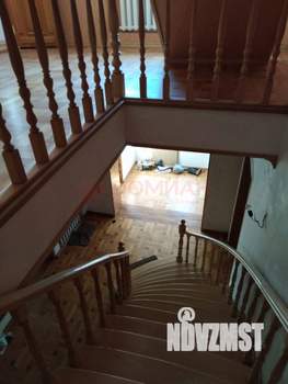 Дом 1000м², 4-этажный, участок 12 сот.