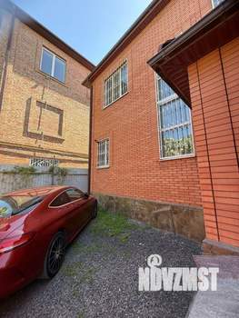 Дом 203м², 2-этажный, участок 6 сот.