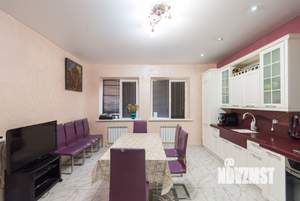 Дом 250м², 2-этажный, участок 3 сот.