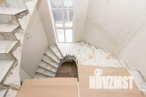 Дом 389м², 4-этажный, участок 9 сот.