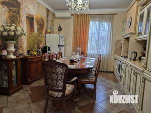 Дом 211м², 3-этажный, участок 3 сот.