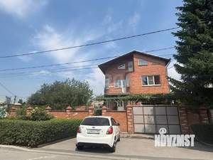 Дом 335м², 4-этажный, участок 6 сот.