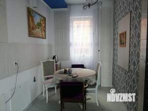 Дом 226м², 3-этажный, участок 4 сот.